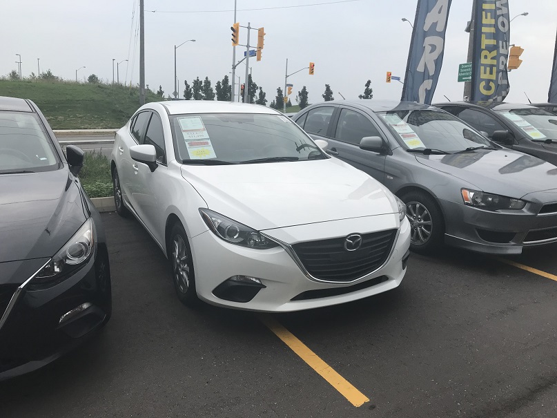 White 2014 Mazda MAZDA3 Sedan Automatic