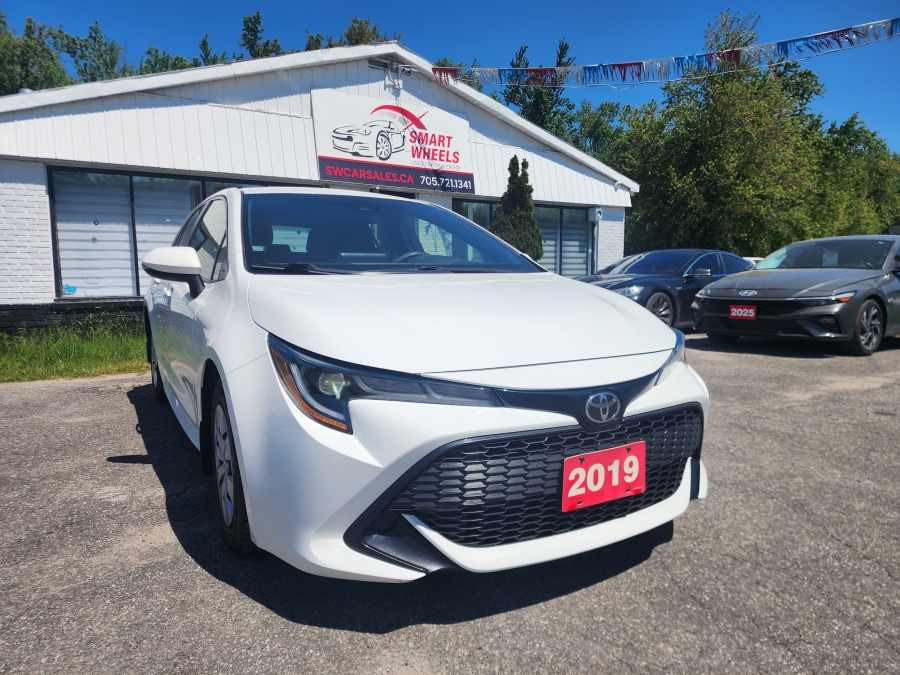 White 2019 Toyota Corolla Hatchback SE FWD Hatchback Front-Wheel Drive Automatic