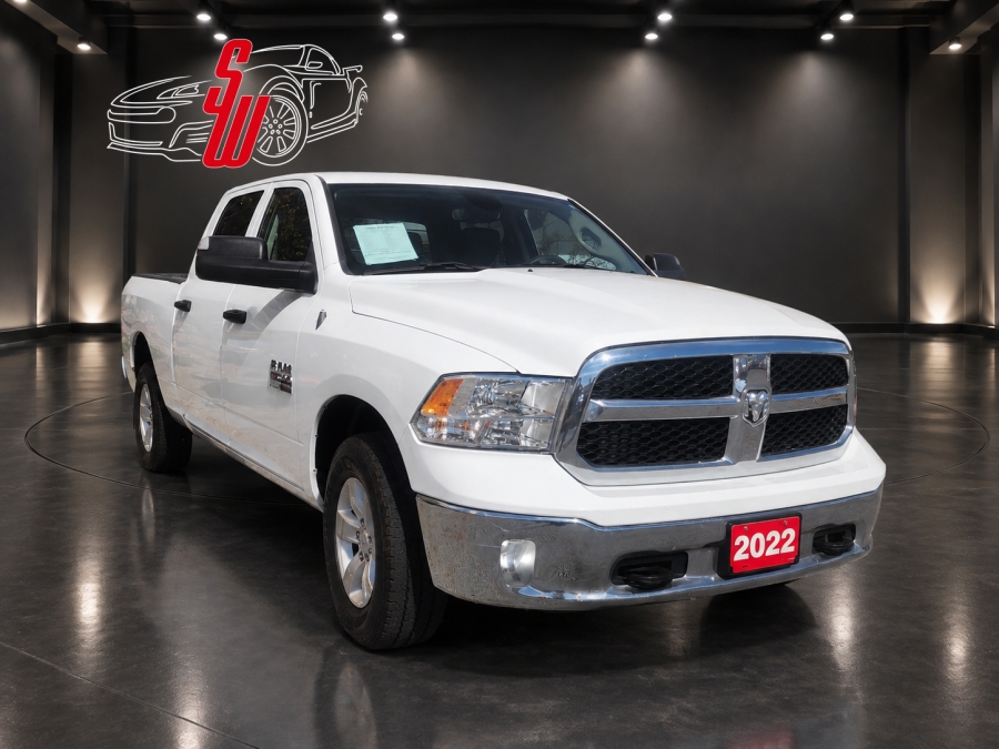 2022 RAM 1500 Classic SLT Crew Cab 4WD