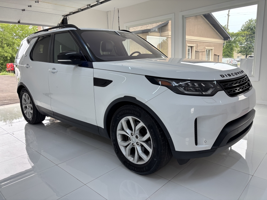 White 2020 Land Rover Discovery SUV / Crossover All-Wheel Drive Automatic
