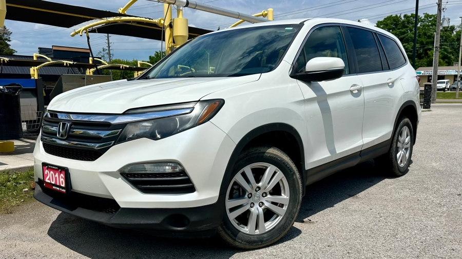 White 2016 Honda Pilot SUV / Crossover Front-Wheel Drive Automatic