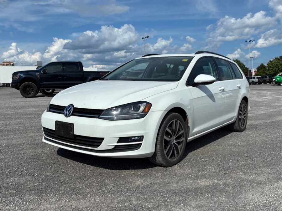 White 2016 Volkswagen Golf SportWagen Wagon Front-Wheel Drive Manual