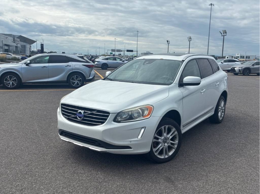 White 2015 Volvo XC60 SUV / Crossover  Automatic