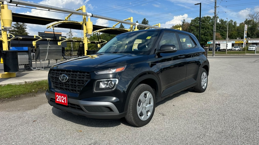 Black 2021 Hyundai Venue SUV / Crossover Front-Wheel Drive Manual