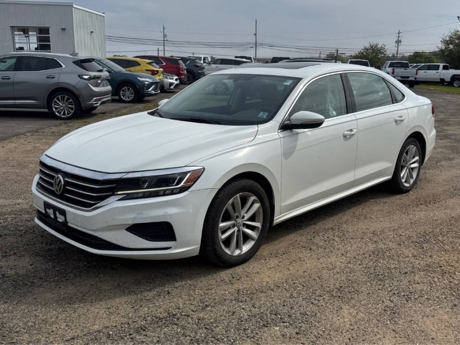 White 2021 Volkswagen Passat Sedan Automatic