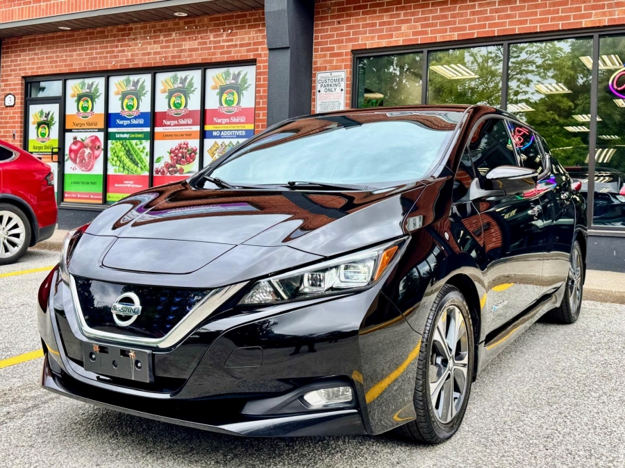 Black 2018 Nissan LEAF Hatchback Front-Wheel Drive Automatic