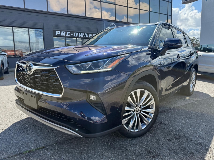  2022 Toyota Highlander Platinum AWD   