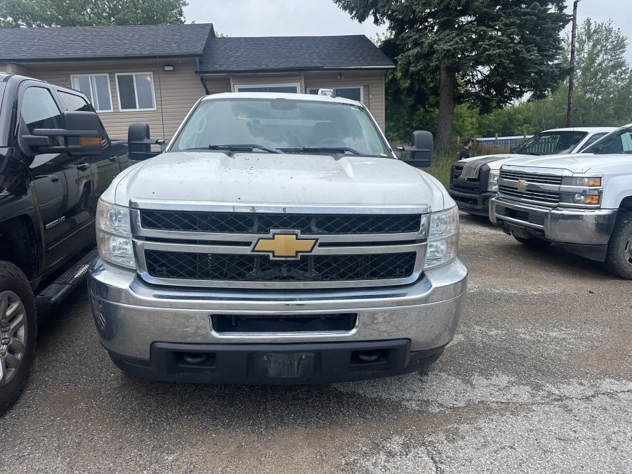 White 2012 Chevrolet Silverado 3500HD Pickup Truck Four-Wheel Drive 6-Speed Automatic
