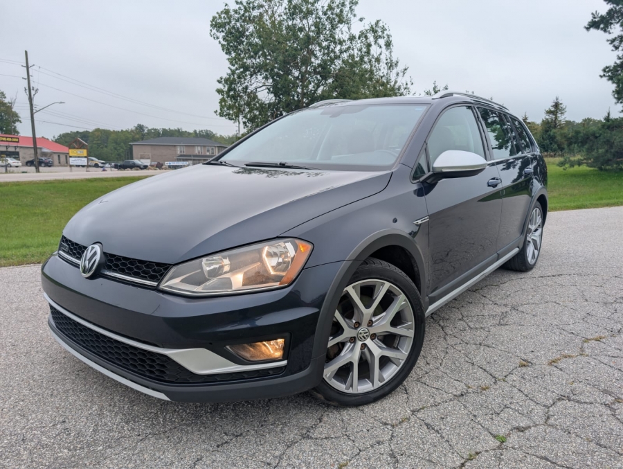 Blue 2017 Volkswagen Golf Alltrack Wagon 6-Speed Automatic